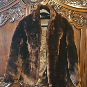 Elegant Brown Shearlibg Mouon Cape with Plush Texture